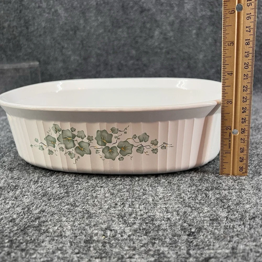 Corning Ware Callaway Ivy Oval Casserole Dish F-2-B 2.8 Liter 3 Quart No Lid